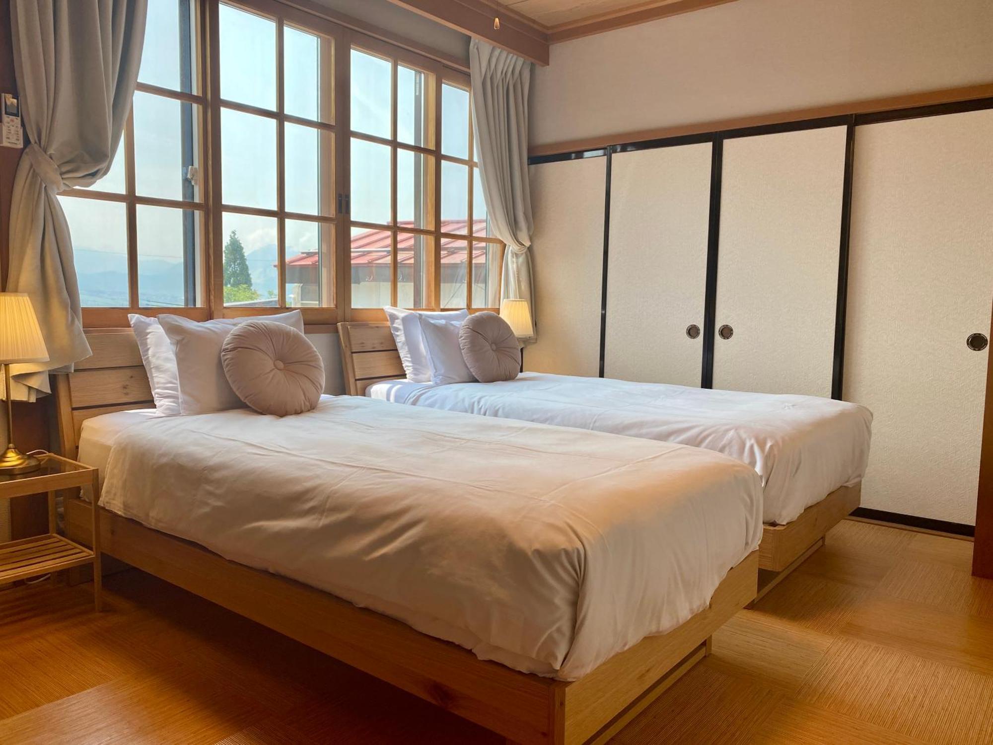 Togari Inn Suites Iiyama Exteriör bild